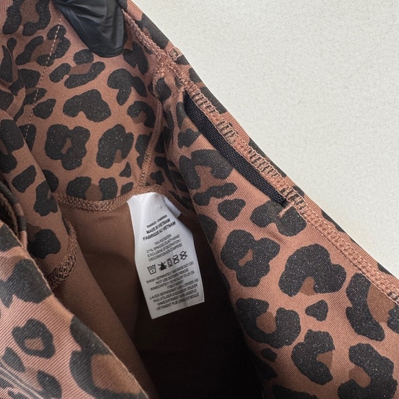 Nike Women Leggings Dri-Fit Brown XS Animal Print Performance Athletic Running - Picture 8 of 10